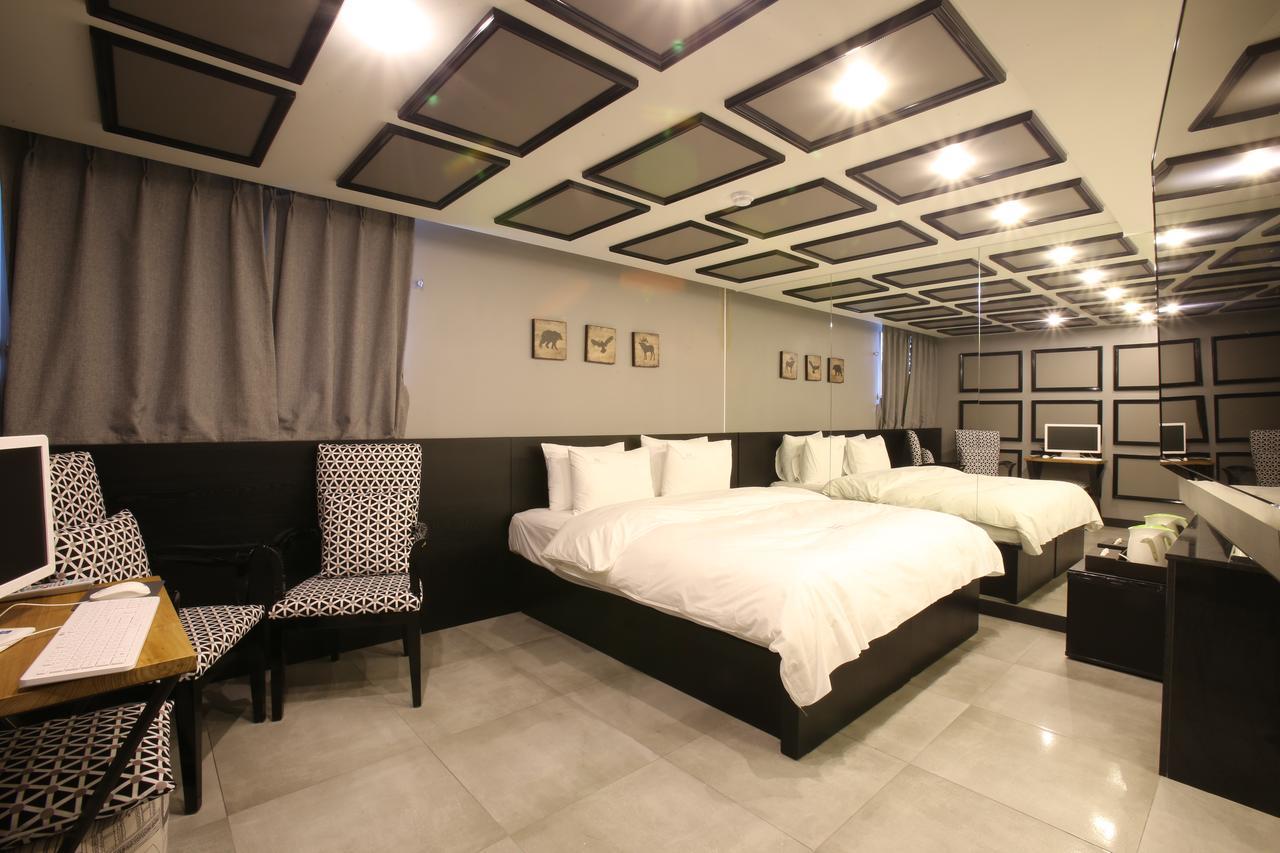 Guri Cello Hotel Extérieur photo