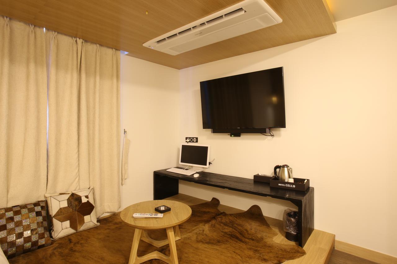 Guri Cello Hotel Extérieur photo